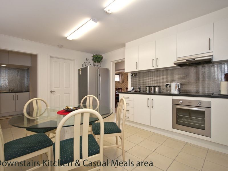 9 Quarry Road, Gulfview Heights SA 5096