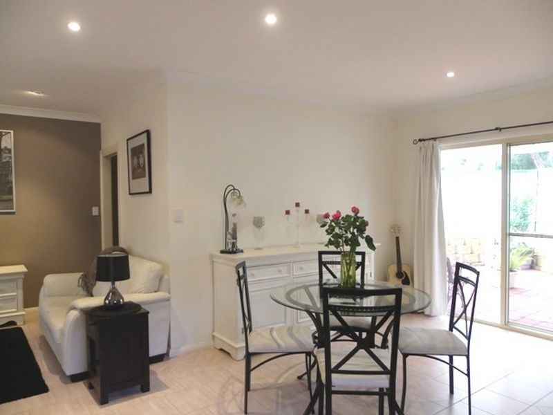 U4/16 Filmer Avenue, Para Hills SA 5096