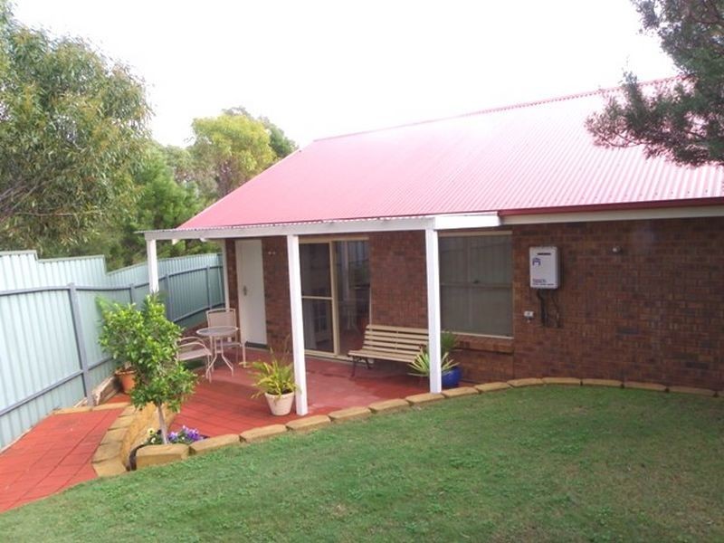 U4/16 Filmer Avenue, Para Hills SA 5096