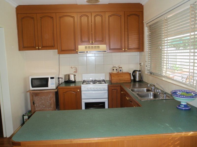 8 Altola Road, Modbury SA 5092