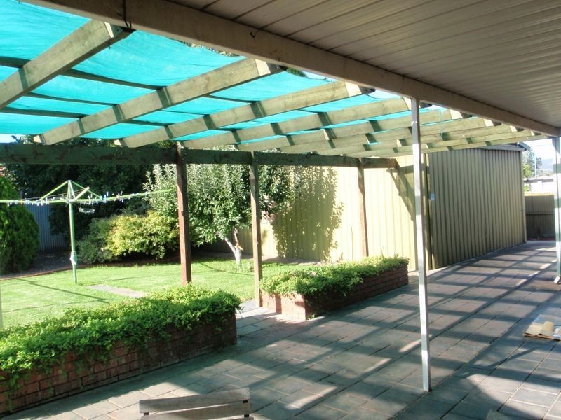 8 Altola Road, Modbury SA 5092