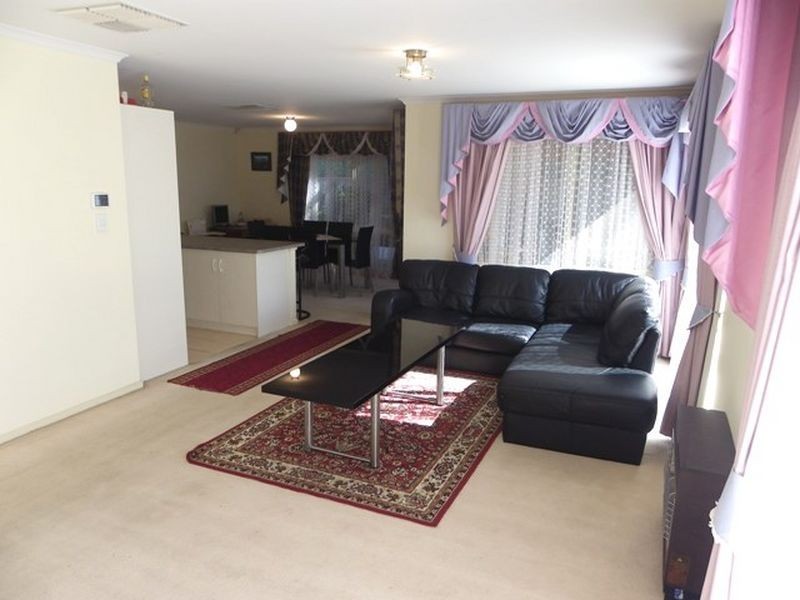 7 Lucy Street, Burton SA 5110