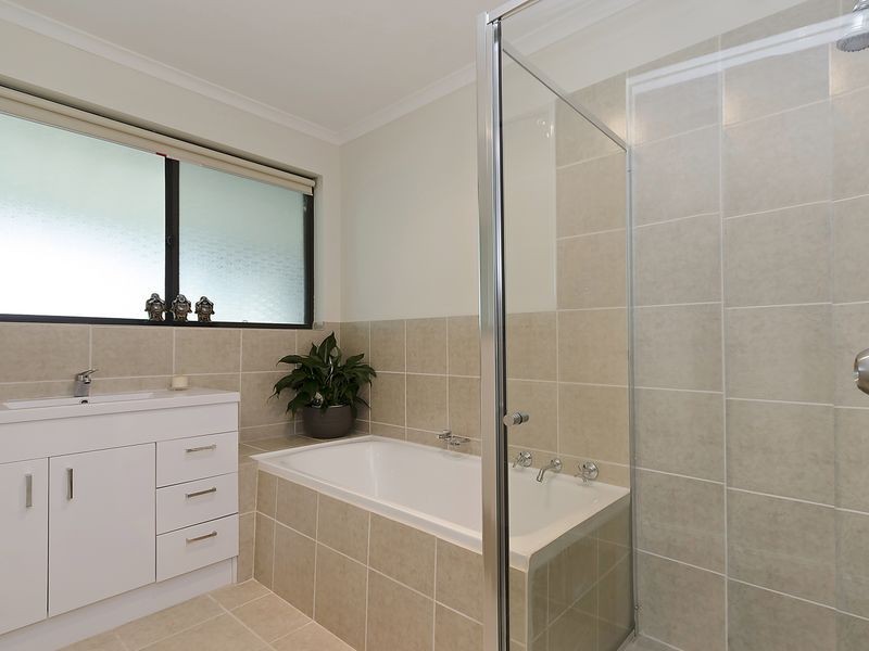 46 Lyndon Road, Paralowie SA 5108