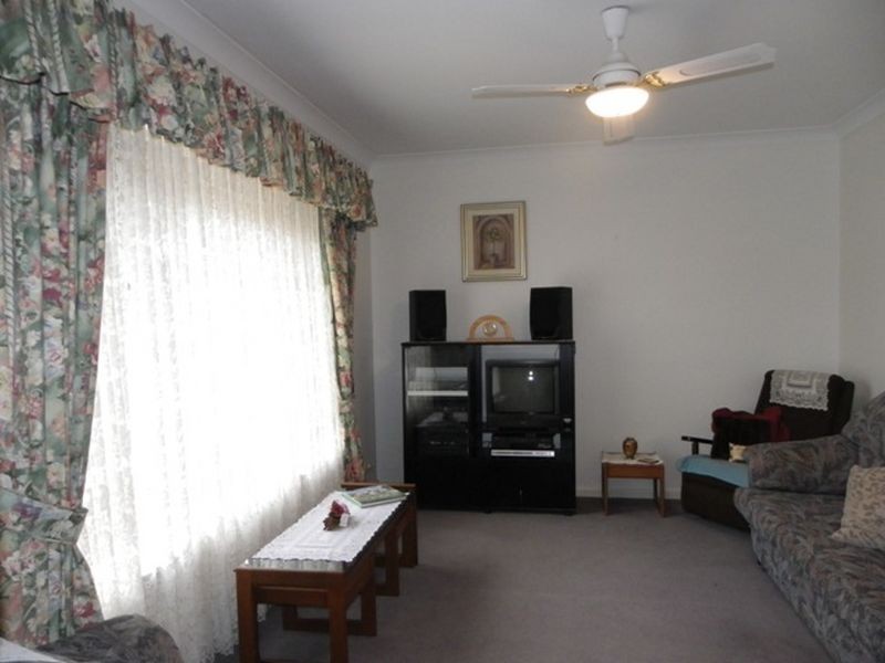 39 Londonderry Avenue, Salisbury Downs SA 5108