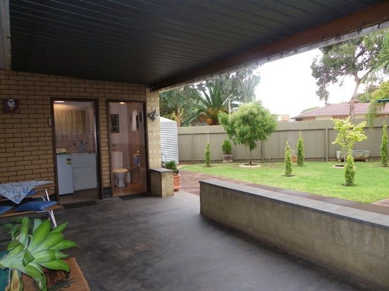 39 Londonderry Avenue, Salisbury Downs SA 5108