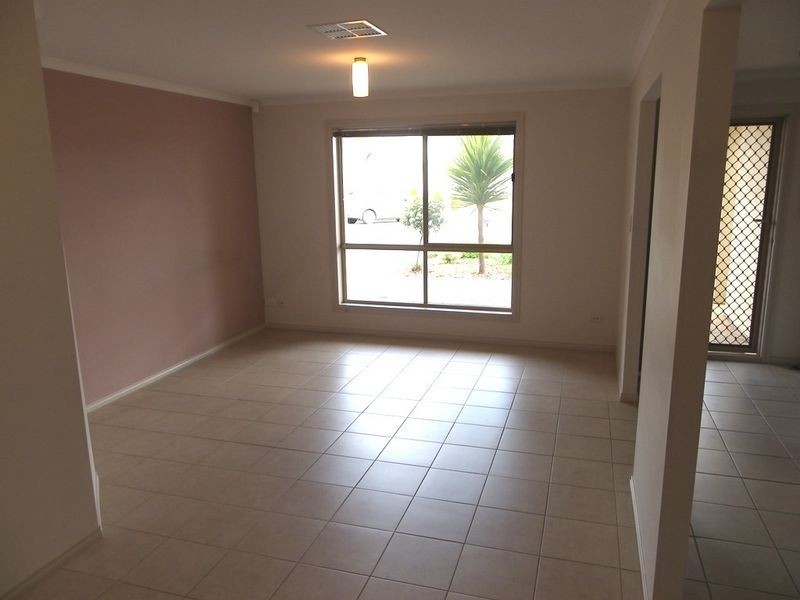 12 Blossom Court, Direk SA 5110