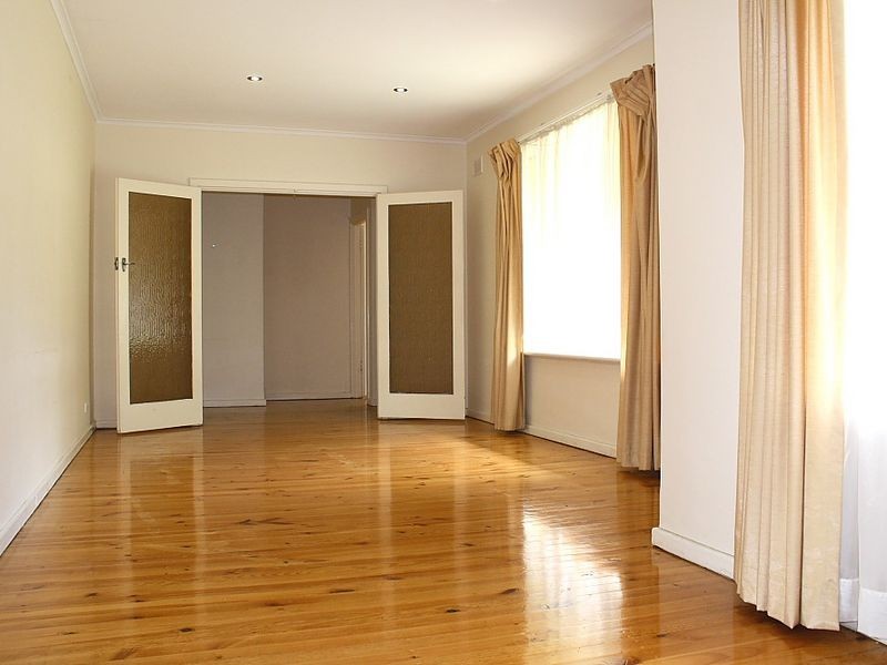 10 Robert Road, Hillbank SA 5112