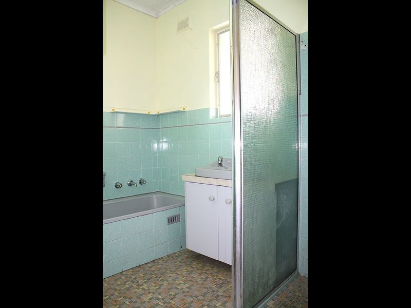 10 Robert Road, Hillbank SA 5112