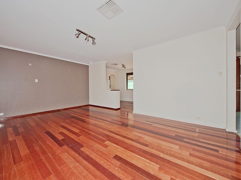 13 Burstall Court, Parafield Gardens SA 5107