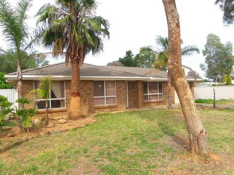 55 Atkinson Drive, Burton SA 5110