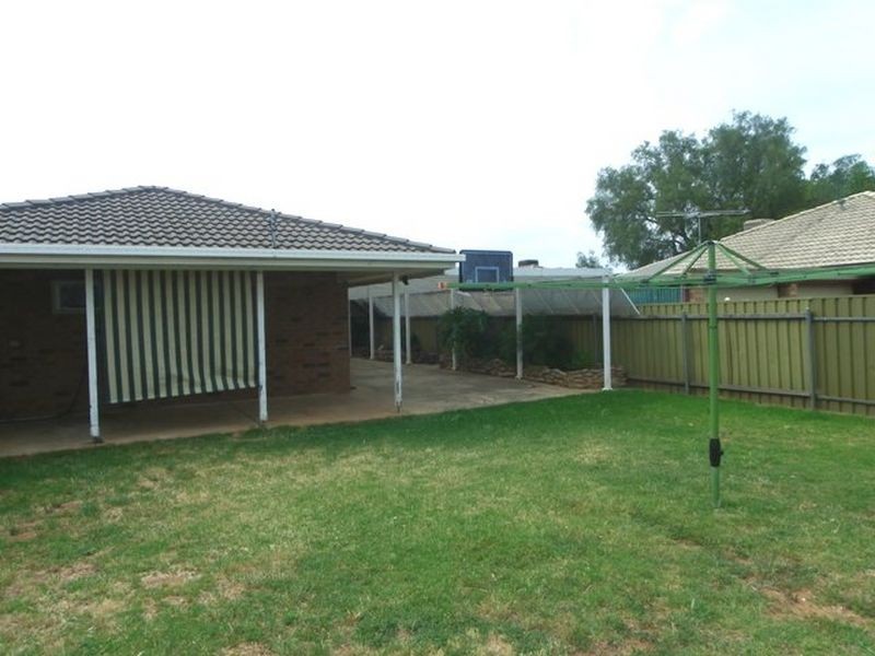 55 Atkinson Drive, Burton SA 5110