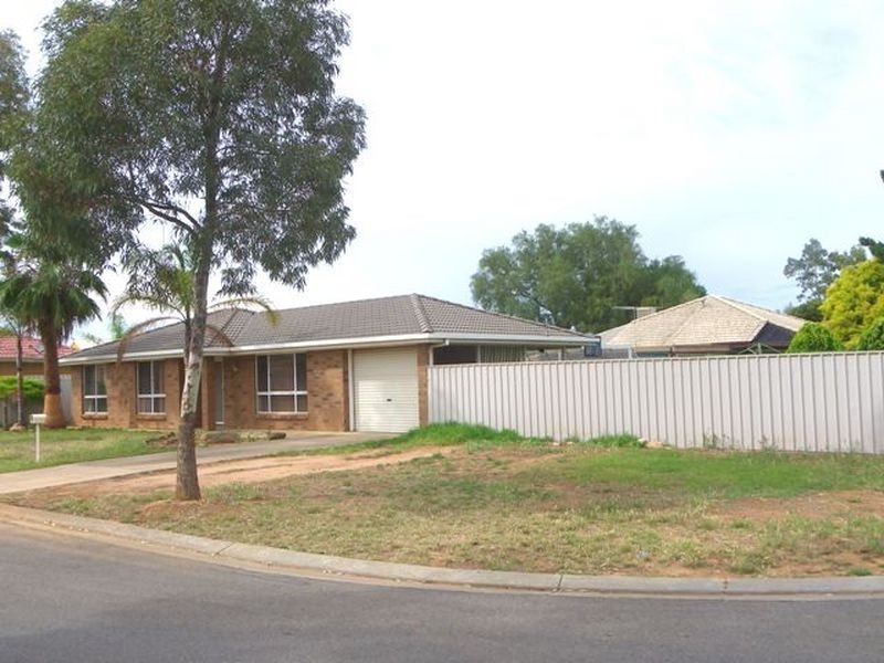 55 Atkinson Drive, Burton SA 5110