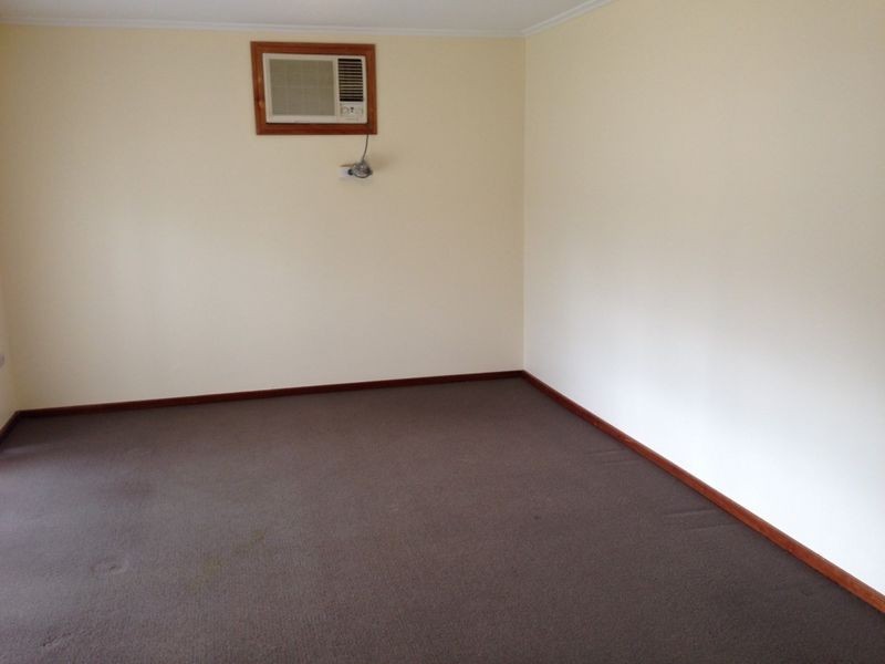 14 St Albans Road, Evanston SA 5116