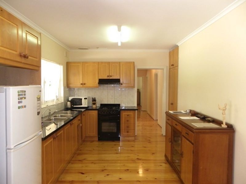 15 Universal Road, Salisbury Downs SA 5108
