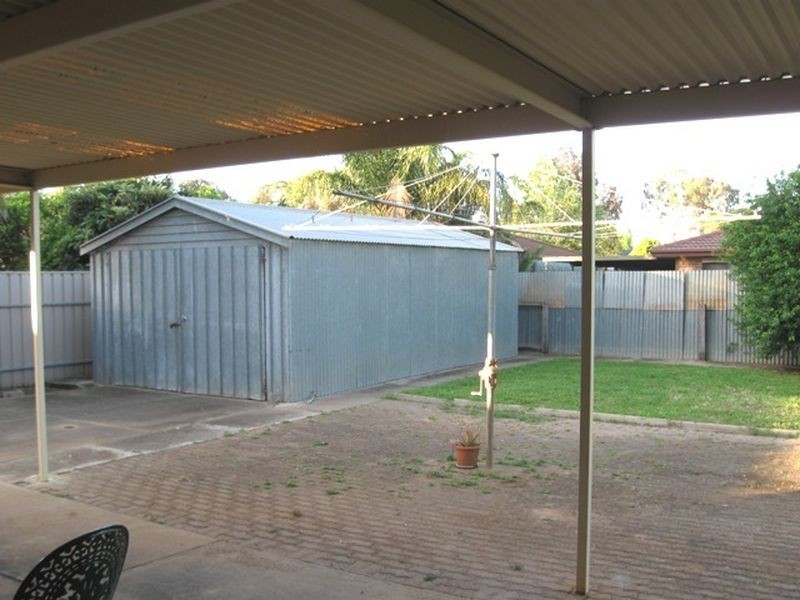 15 Universal Road, Salisbury Downs SA 5108