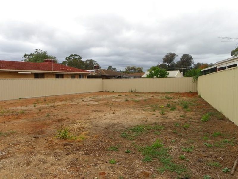Lot 502 The Strand, Brahma Lodge SA 5109