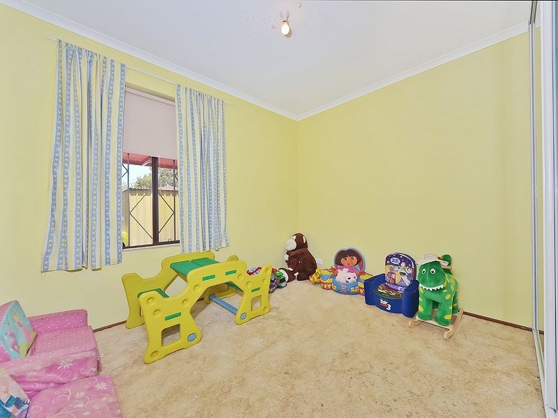 9 Lukin Avenue, Paralowie SA 5108