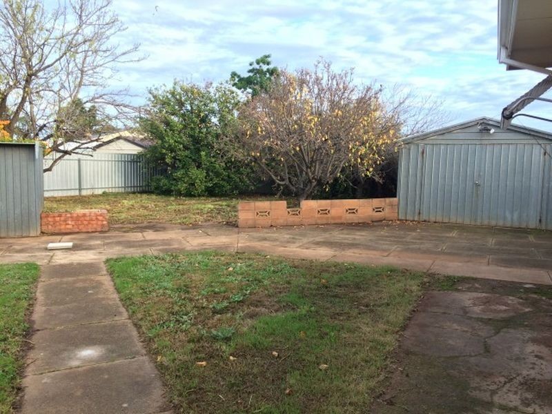 25 Goodall Crescent, Salisbury SA 5108