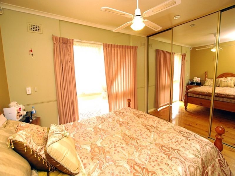 3 Roycroft Avenue, Gulfview Heights SA 5096