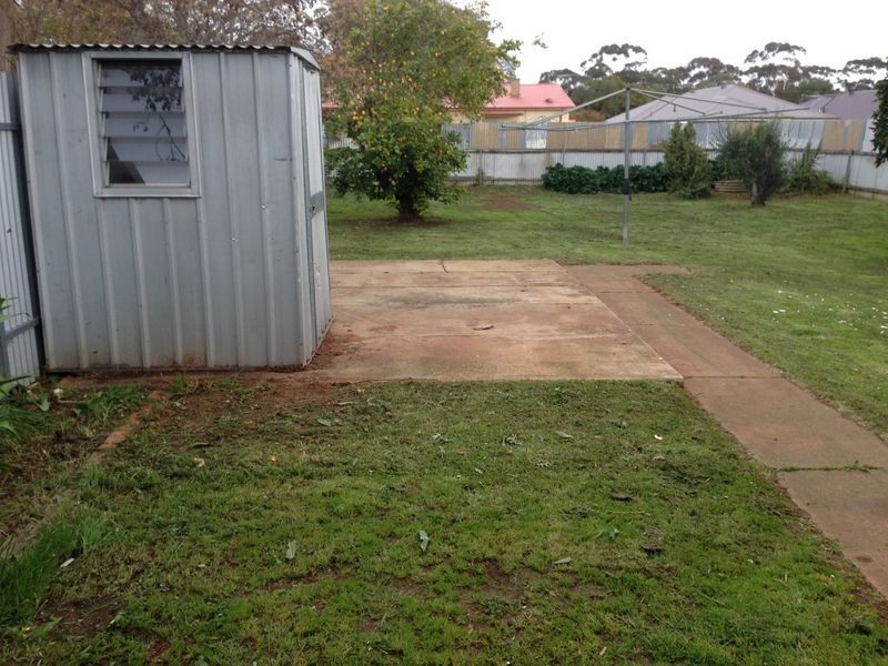 33 Grateley Street, Elizabeth Grove SA 5112