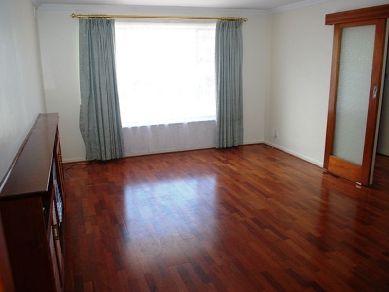 518 Bridge Road, Para Hills West SA 5096