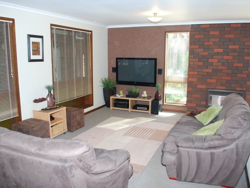 40 Grant Avenue, Salisbury Downs SA 5108