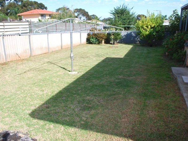 13 Leonard Street, Gulfview Heights SA 5096