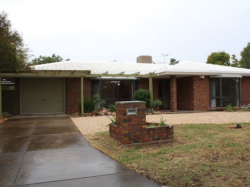 76 Canterbury Drive, Salisbury Heights SA 5109