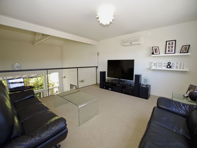 10 Wharfdale Lane, Mawson Lakes SA 5095