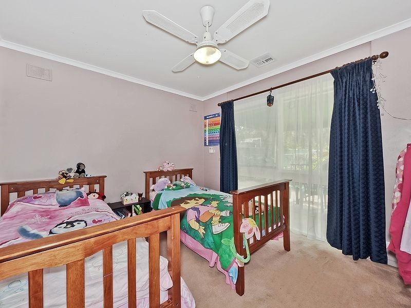 27 Coach Street, Salisbury East SA 5109