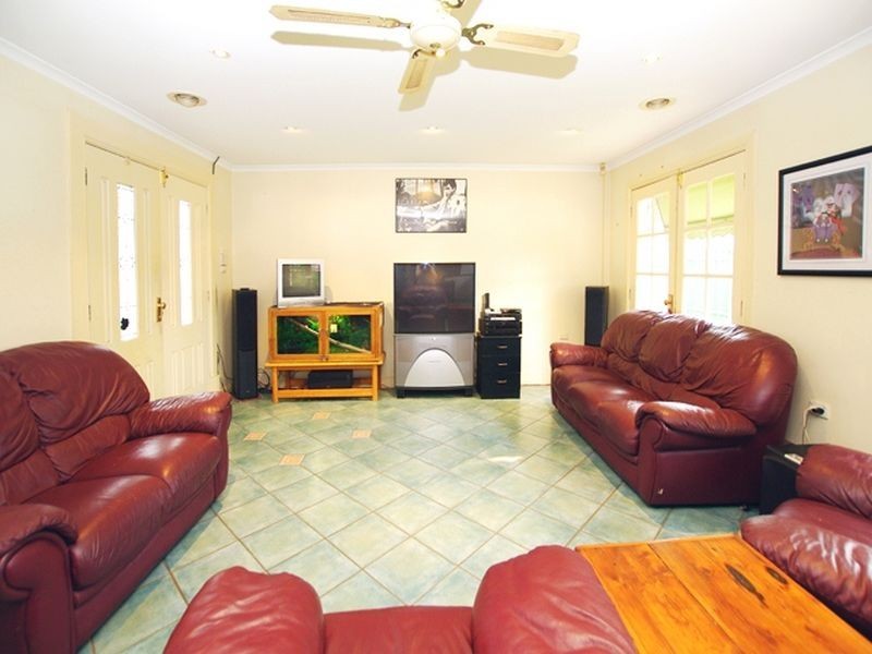 14 McEvoy Drive, Salisbury East SA 5109