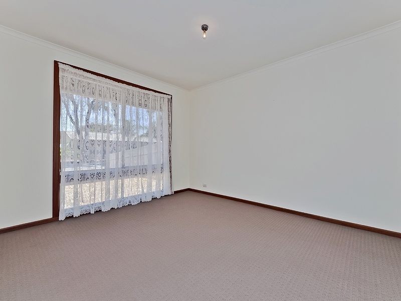 18 Woodfield Drive, Salisbury Downs SA 5108