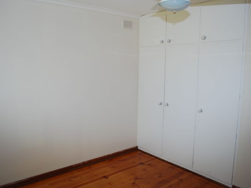 17 Shakespeare Way, Para Hills SA 5096