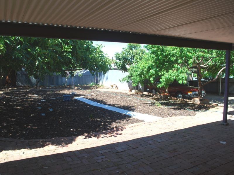 17 Shakespeare Way, Para Hills SA 5096