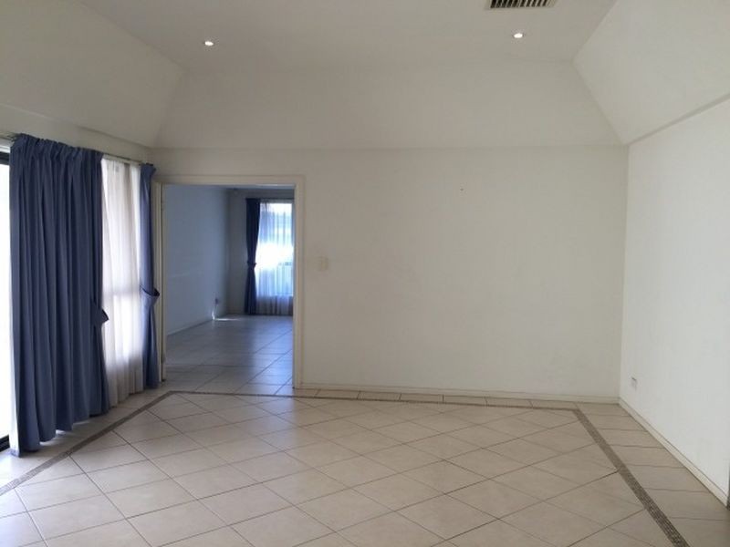 324 Tapleys Hill Road, Seaton SA 5023