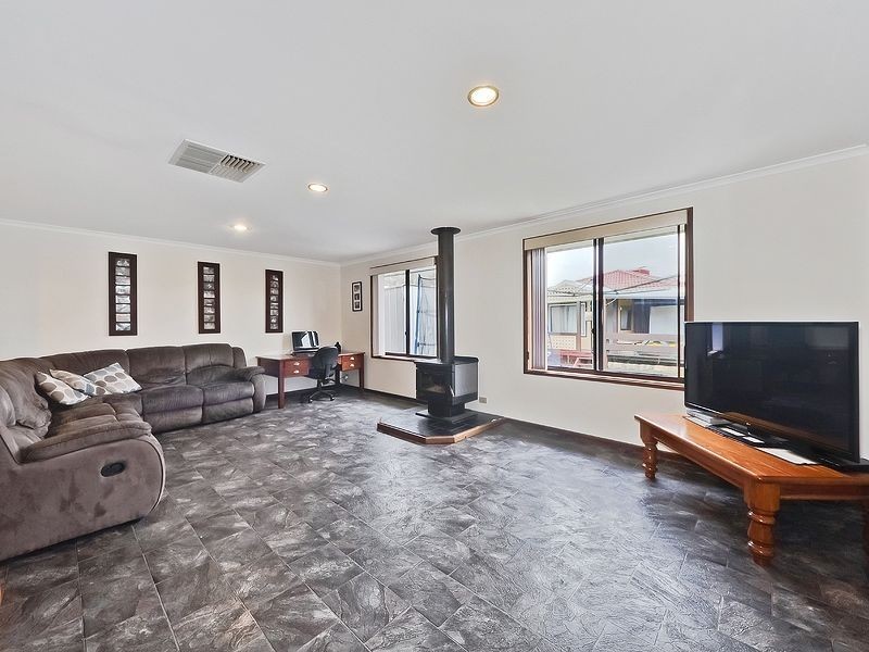 6 Dyson Court, Paralowie SA 5108