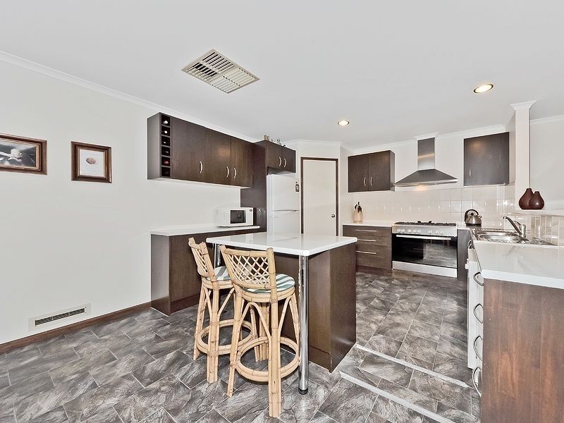 6 Dyson Court, Paralowie SA 5108