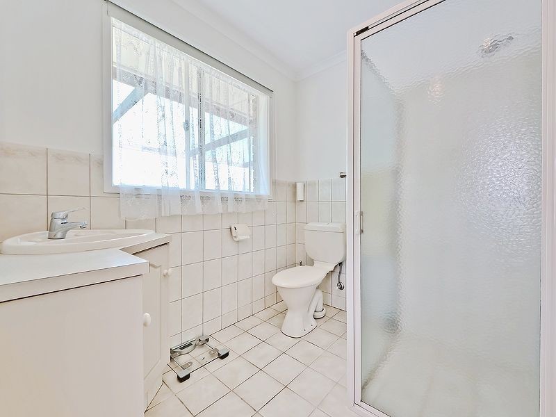 1 Holmeswood Court, Para Hills West SA 5096