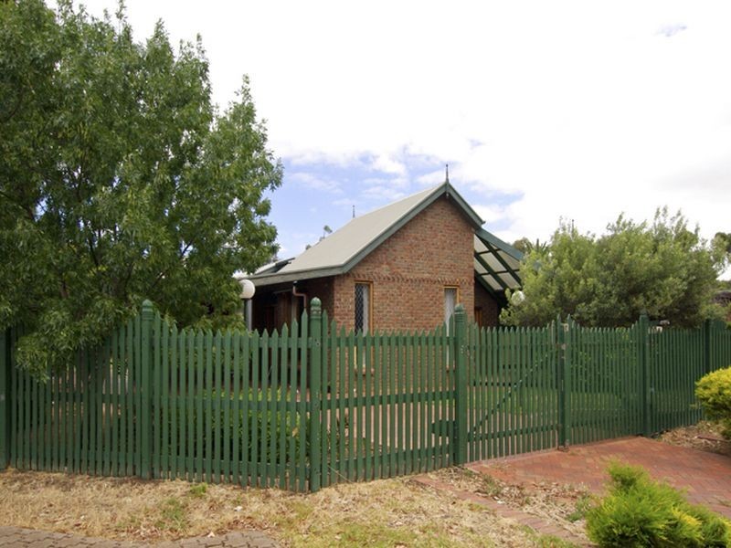 1 Whelstone Road, Salisbury Downs SA 5108