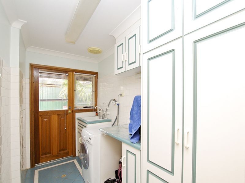 1 Whelstone Road, Salisbury Downs SA 5108