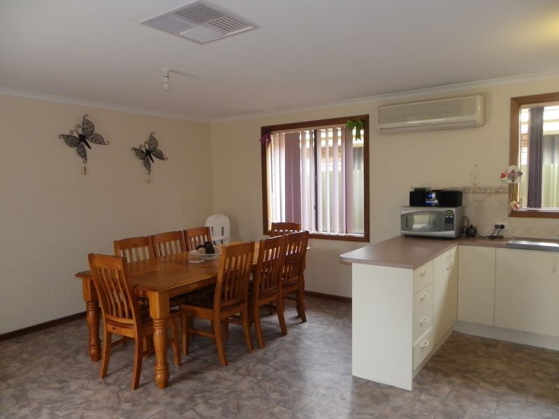 5 Caroline Drive, Paralowie SA 5108