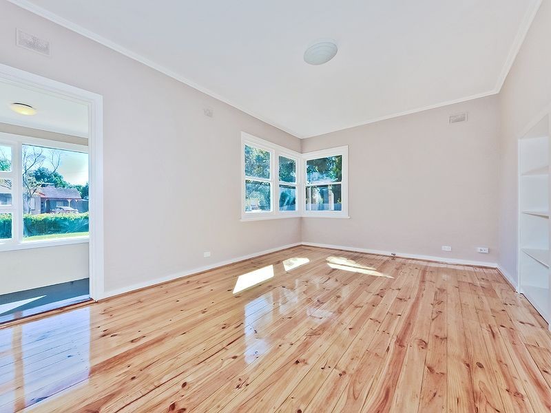 12 Chaddenwick Road, Elizabeth Vale SA 5112