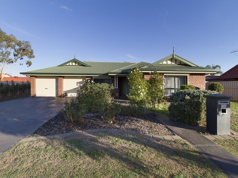 14 Lovelock Road, Parafield Gardens SA 5107