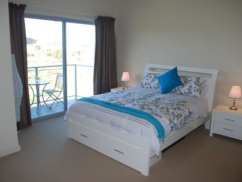 7/135 Sanctuary Drive, Mawson Lakes SA 5095