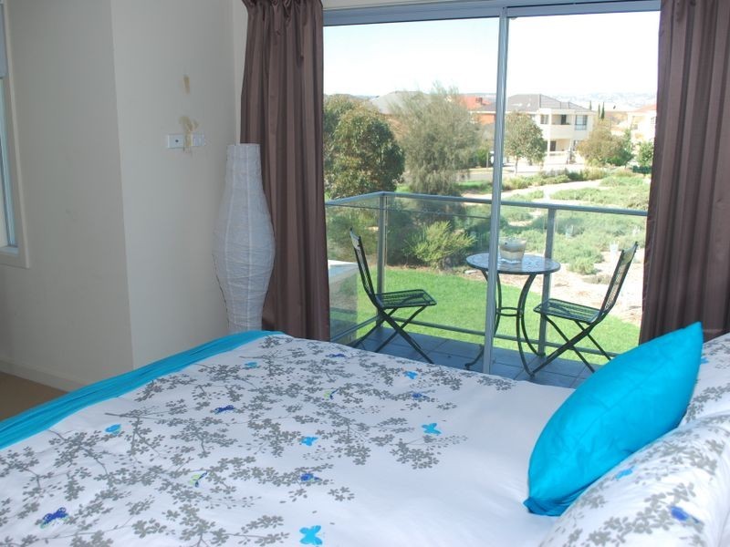 7/135 Sanctuary Drive, Mawson Lakes SA 5095