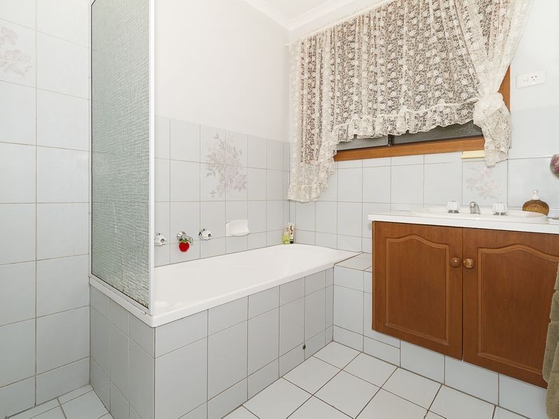 2 Melanie Court, Paralowie SA 5108