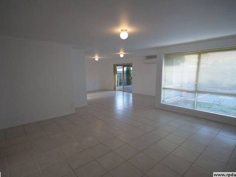 325 Whites Road, Paralowie SA 5108