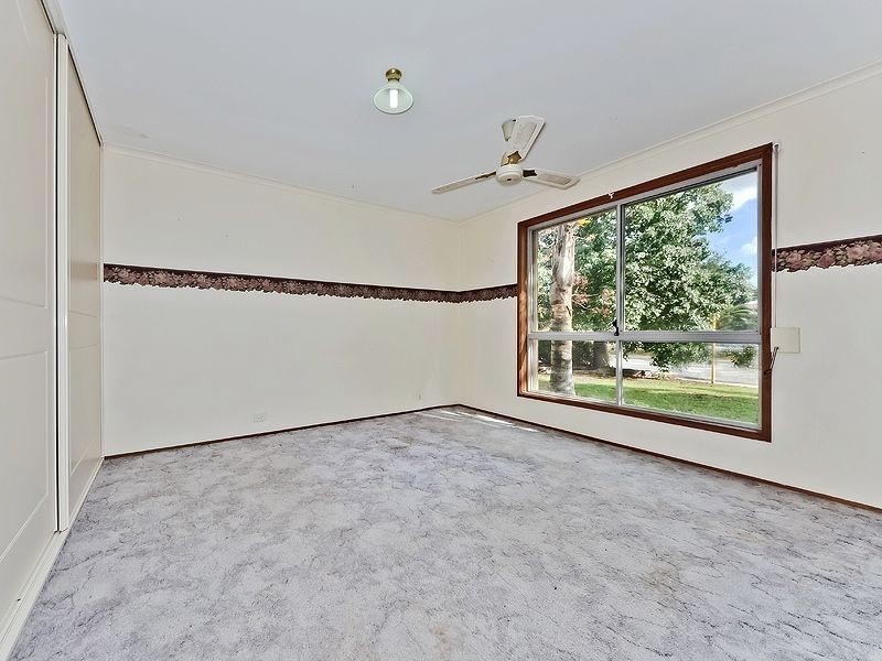 23 President Avenue, Andrews Farm SA 5114