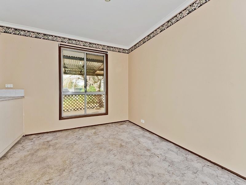 23 President Avenue, Andrews Farm SA 5114