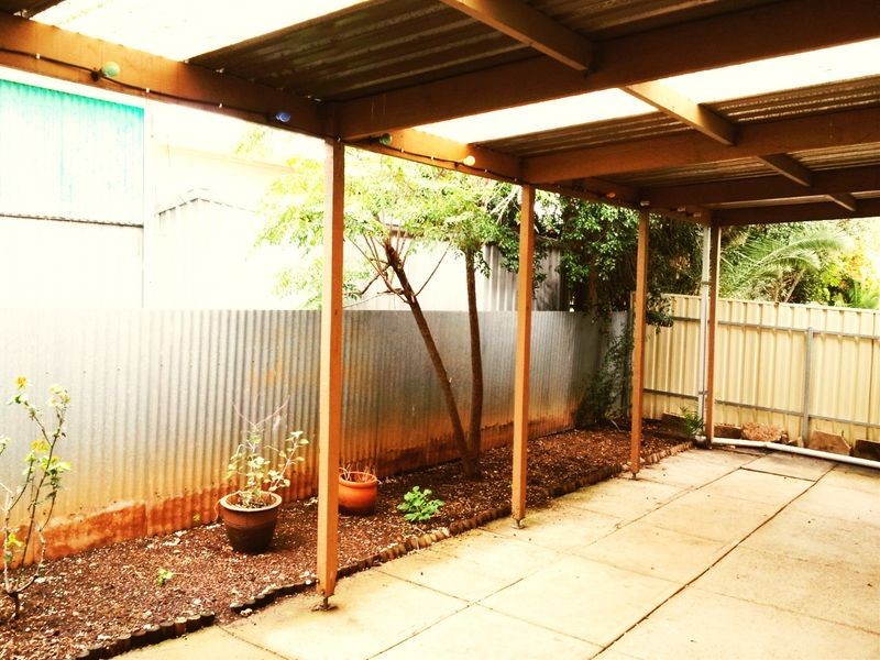 9 Somerset Road, Para Hills SA 5096